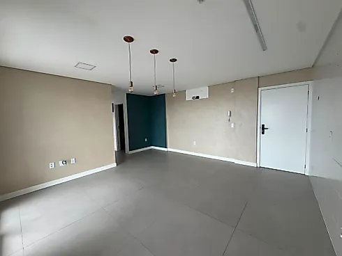 Apartamento 2 Quartos com 2 Suítes e 79m² - Barreiros - Apartamento em Barreiros, São José - Foto 5