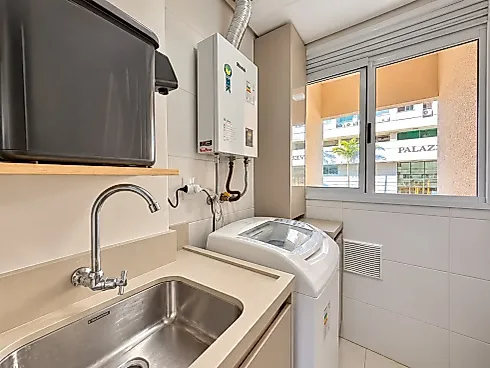 Apartamento 2 Quartos com 1 Suíte e 70m² - Coqueiros - Foto 4