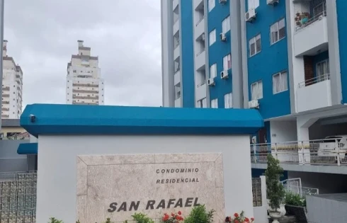 Apartamento em Barreiros, São José