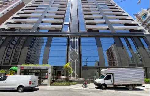 Apartamento em Kobrasol, São José