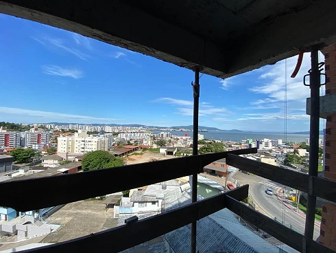 Apartamento em Praia Comprida, São José