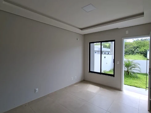 Sobrado geminado em Forquilhas, São José