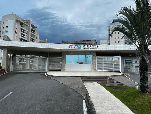 Apartamento em Serraria, São José