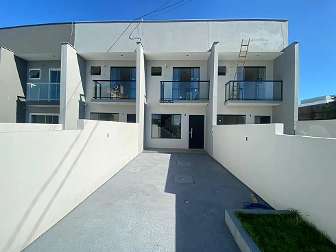 Sobrado geminado em Areias, São José