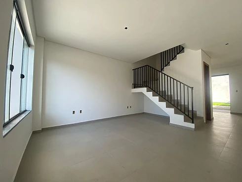 Sobrado geminado em Areias, São José