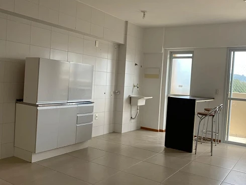 Apartamento em Serraria, São José