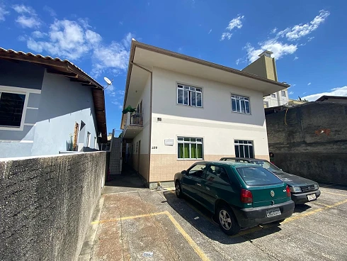 Prédio em Jardim Araucária, São José