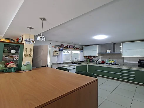 Casa em Ponta de Baixo, São José