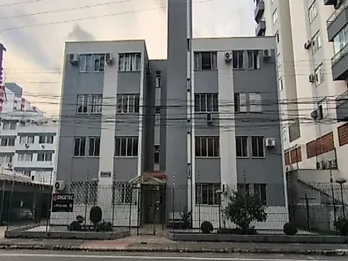 Apartamento em Kobrasol, São José