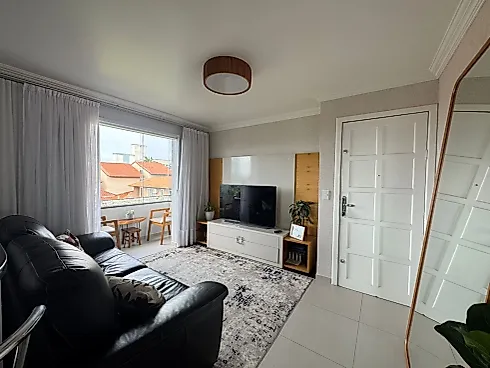 Apartamento em Serraria, São José