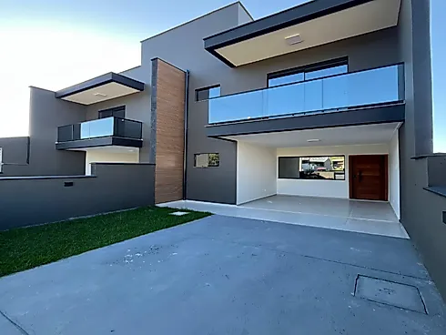 Casa 2 Quartos com 2 Suítes e 109m² - Forquilhas Leste