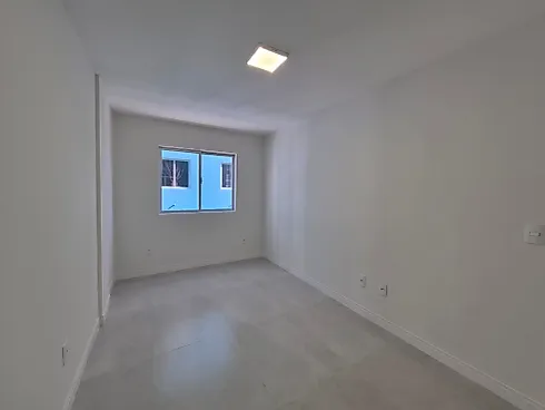 Apartamento com 02 Dormitórios à Venda em Barreiros. - Foto 10