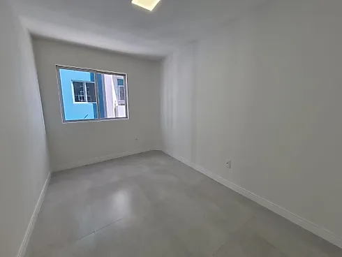 Apartamento com 02 Dormitórios à Venda em Barreiros. - Foto 14