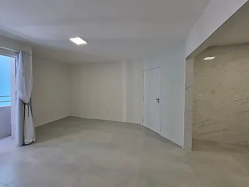 Apartamento em Barreiros, São José