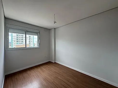 Apartamento 2 Quartos com 1 Suíte e 70m² - Barreiros - Foto 5