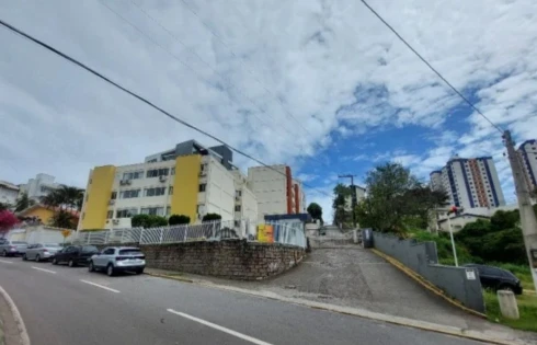 Apartamento em Estreito, Florianópolis