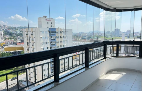 Apartamento em Kobrasol, São José