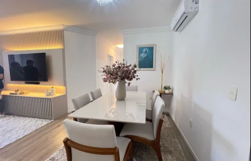 Apartamento em Kobrasol, São José