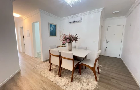 Apartamento em Kobrasol, São José