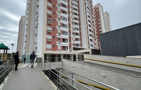 Apartamento em Barreiros, São José