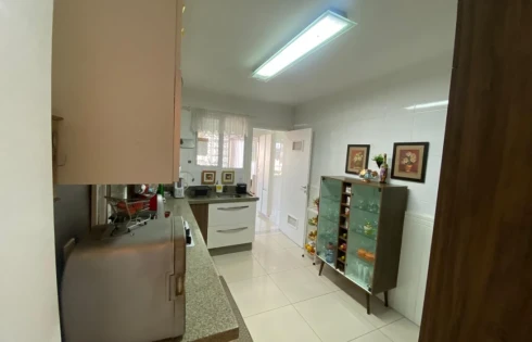 Apartamento em Kobrasol, São José