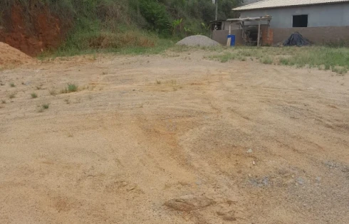 Terreno em Alto Aririu