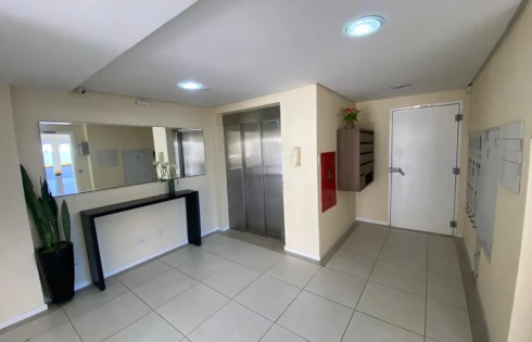 Apartamento em Coqueiros, Florianópolis