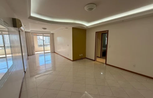 Apartamento em Kobrasol, São José