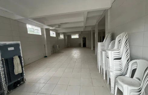 Loja térrea em São Sebastião, Palhoça