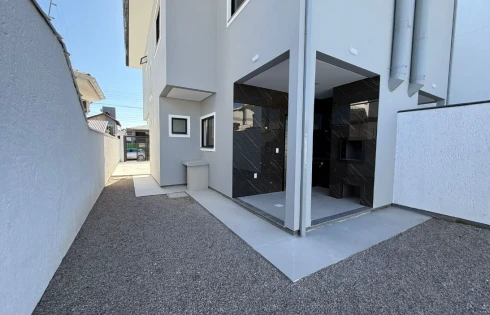 Sobrado geminado em Pagani, Palhoça