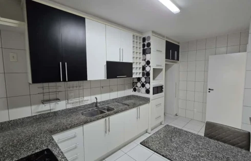 Apartamento em Bom Abrigo, Florianópolis
