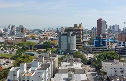 Apartamento em Kobrasol, São José