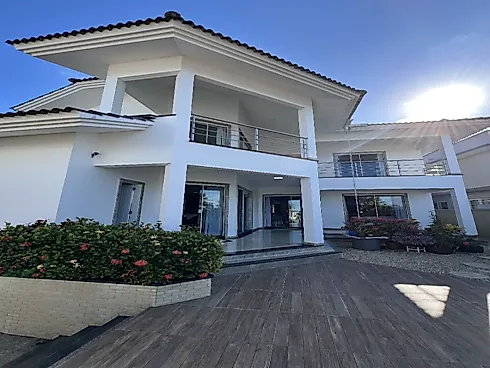 Apartamento em Ponta de Baixo, São José