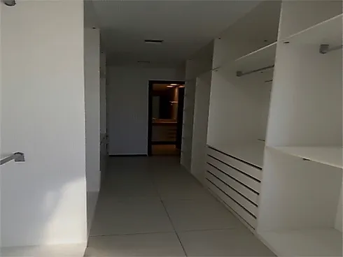 Thumbnail 18