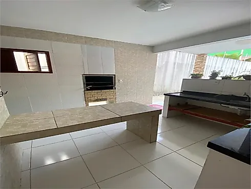Casa 5 Quartos com 3 Suítes e 300m² - Massagueira - Foto 7