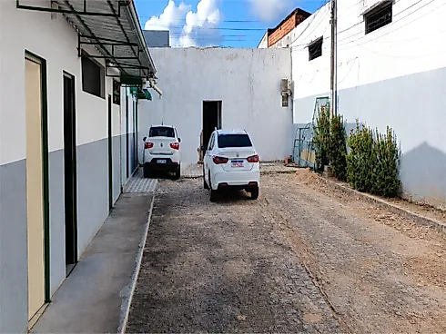 Loja Térrea Comercial - 210m², Poço - Foto 10