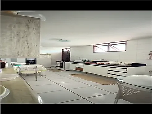 Casa 5 Quartos com 2 Suítes e 530m² - Farol - Foto 9