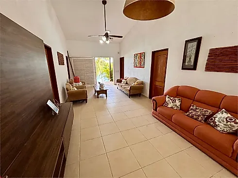 Casa 4 Quartos com 2 Suítes e 390m² - Polo Cloroquimico - Foto 11