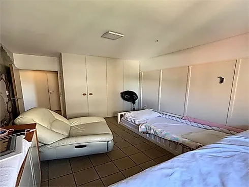 Thumbnail 15