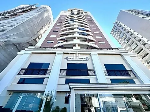 Apartamento em Kobrasol, São José
