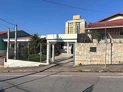 Casa em Barreiros, São José