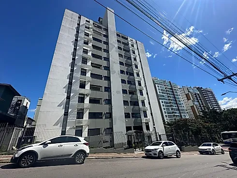 Apartamento em Agronômica, Florianópolis