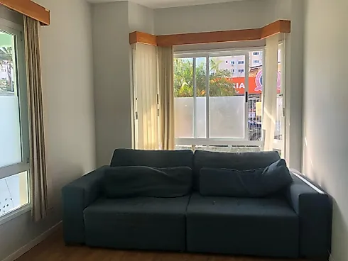 Casa com 4 Quartos, 3 Salas, 2 Suítes, Cozinha Conjugada, Áreade Serviços - Foto 25