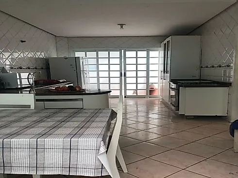 Casa com 4 Quartos, 3 Salas, 2 Suítes, Cozinha Conjugada, Áreade Serviços - Foto 11