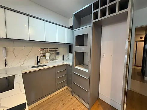 Apartamento Studio, com Móveis Planejados, Vaga de Garagem e Hobby Box. Conta com Persianas Automatizadas em um Ambiente Moderno, Funcional - Foto 10
