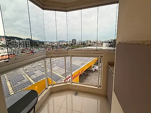 Em uma Localização Privilegiada no Kobrasol, Apartamento Possui Mais de 110M2 de Área Privativa, com uma Planta Muito Bem Distribuida - Foto 7