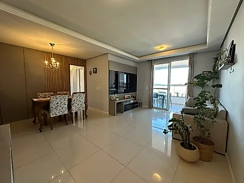 Apartamento 3 Quartos com 1 Suíte e 113m² - Praia Comprida