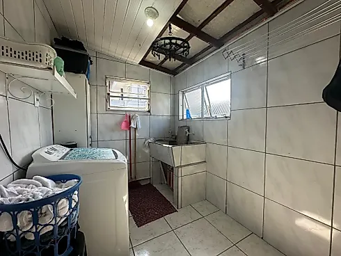 Casa 3 Quartos com 1 Suíte - Ampla Área de Piscina - Foto 24