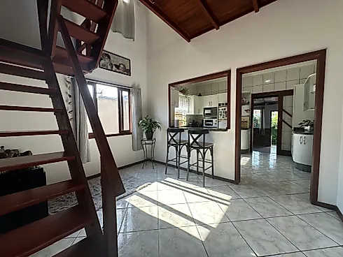 Casa 3 Quartos com 1 Suíte - Ampla Área de Piscina - Foto 25