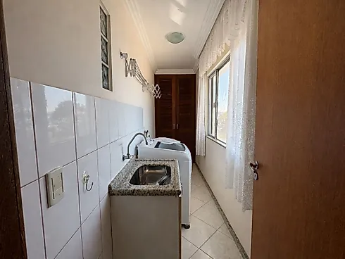 Casa 3 Quartos com Piscina - Ponta de Baixo - Foto 6